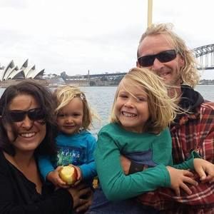 Meet your Posher, Dina